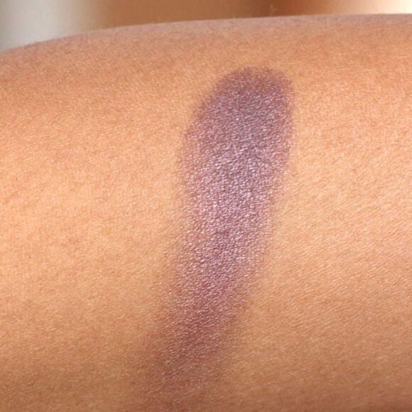 MAC Shale Satin Eyeshadow - Picture 4 of 16